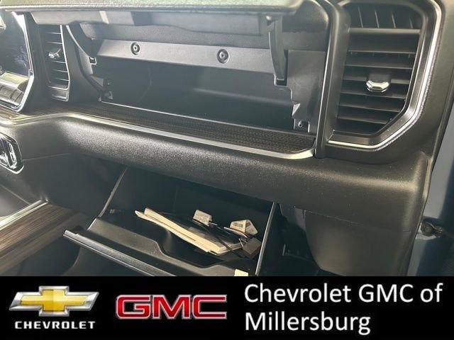 Used 2023 Chevrolet Silverado 1500 LT w/ Z71 Off-Road Package AWD/4WD image 26