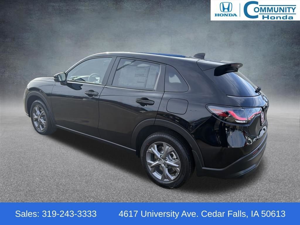 New 2026 Honda HR-V LX image 3