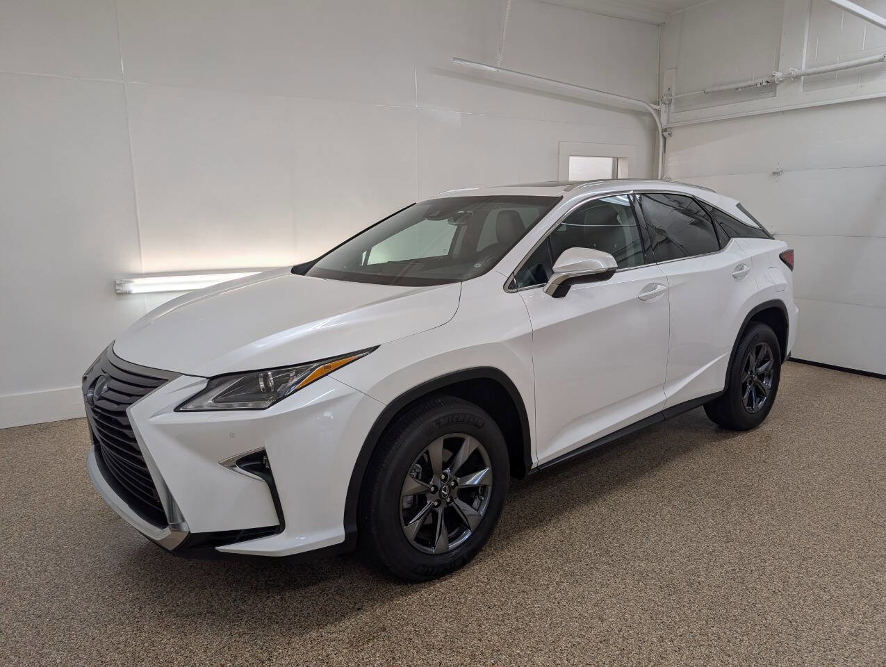 Used 2016 Lexus RX 350 AWD w/ Premium Package image 2
