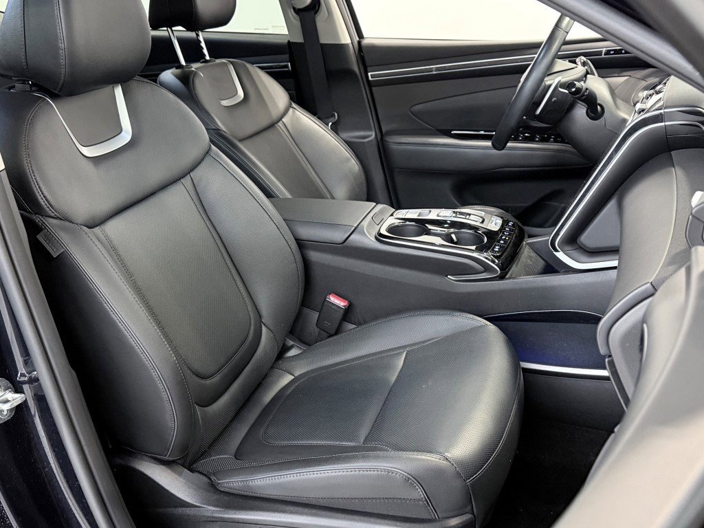 Used 2024 Hyundai Tucson Limited image 15