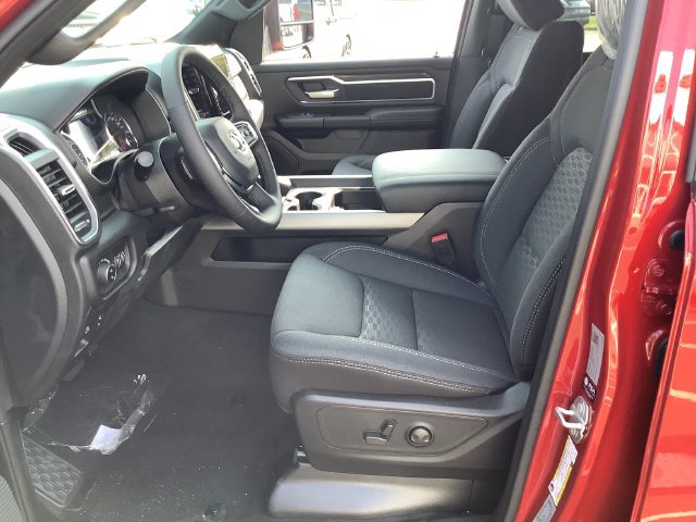 New 2026 RAM 1500 Big Horn AWD/4WD image 9