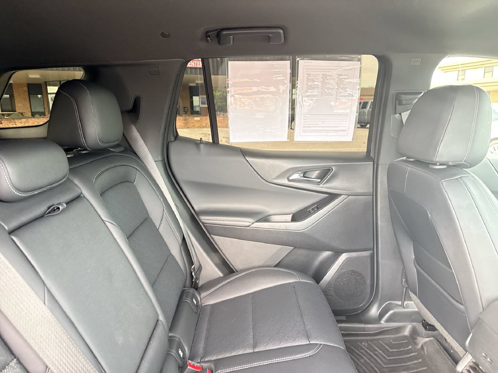 Used 2025 Chevrolet Equinox LT w/ Convenience Package II AWD/4WD image 6