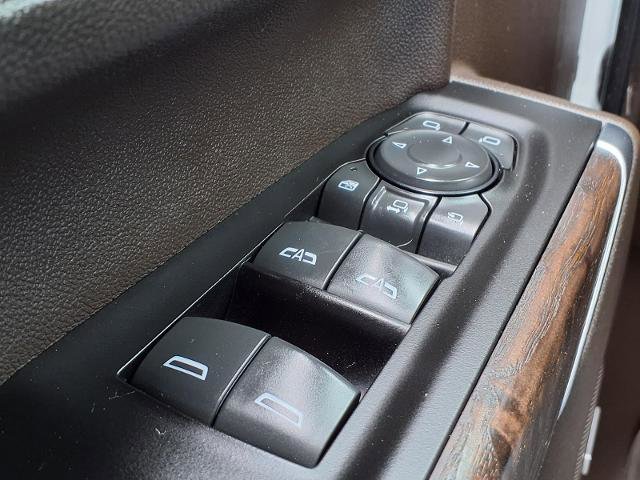 Used 2022 GMC Sierra 2500 Denali w/ Denali Ultimate Package image 17