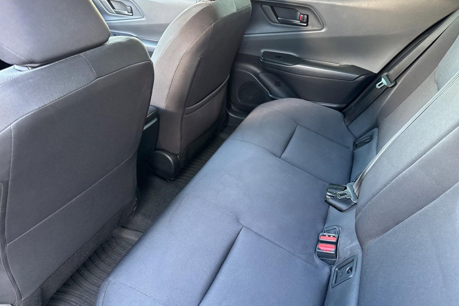 Used 2023 Toyota Prius LE image 15