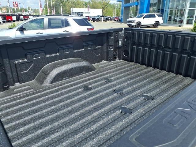New 2026 GMC Sierra 2500 AT4 w/ AT4 Premium Plus Package AWD/4WD image 18