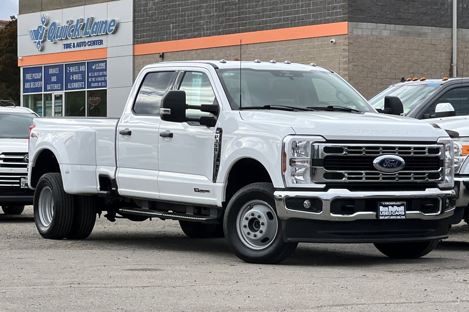 Certified 2024 Ford F350 XLT image 2