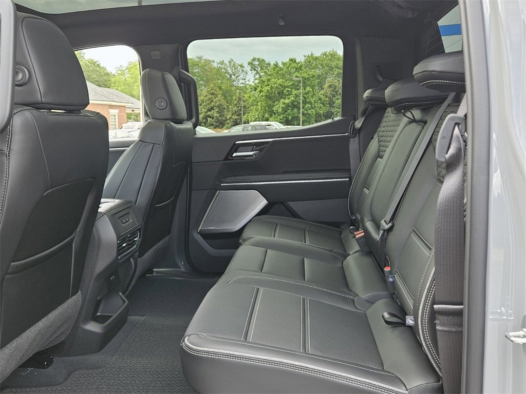 New 2025 GMC Sierra EV Denali image 4