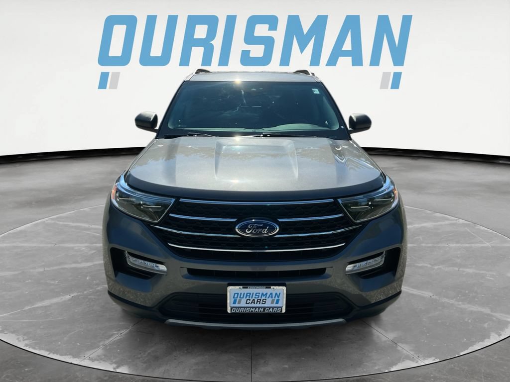 Used 2022 Ford Explorer XLT w/ Equipment Group 202A AWD/4WD image 9