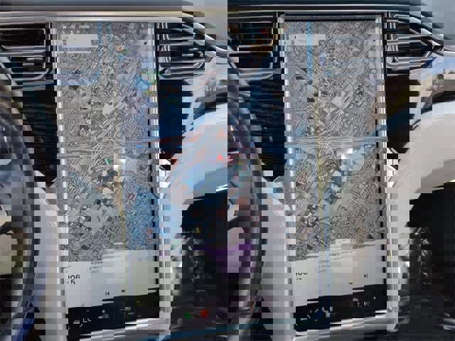 Used 2017 Tesla Model S 90D image 30