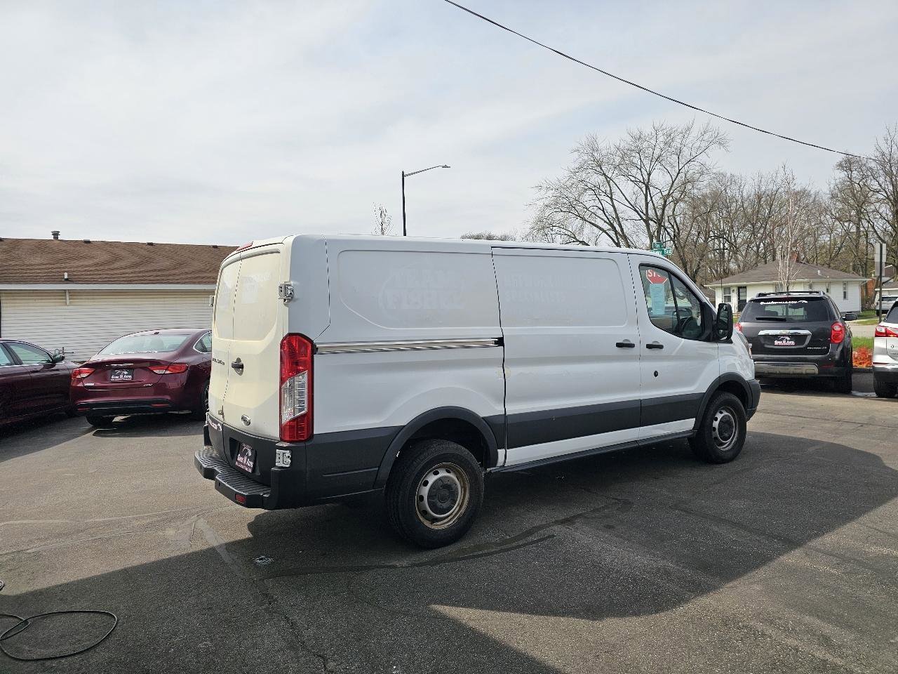 Used 2015 Ford Transit 250 130 Low Roof RWD image 12