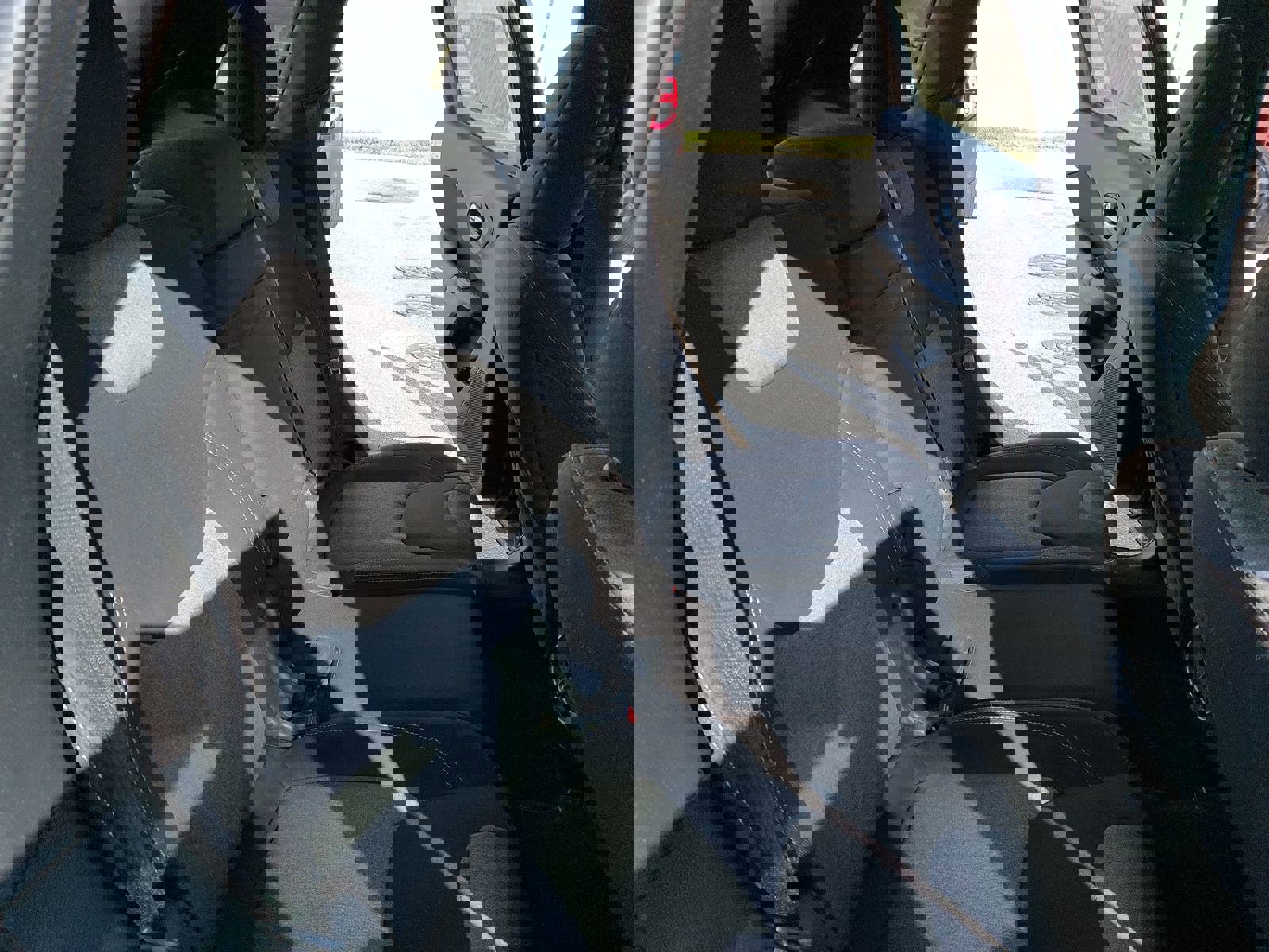 Used 2016 Jeep Cherokee Sport image 11