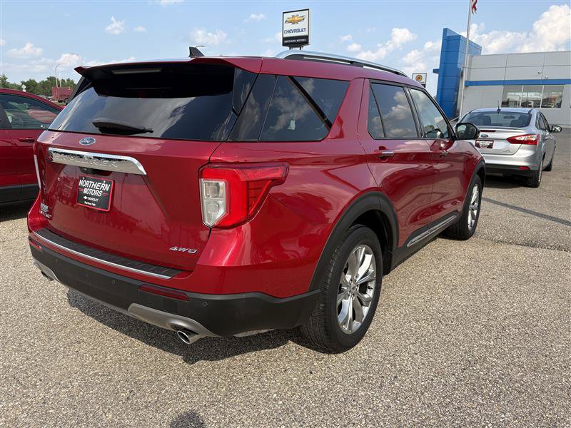 Used 2021 Ford Explorer Limited w/ Equipment Group 301A AWD/4WD image 3