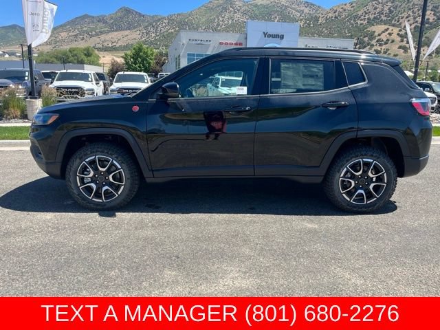 New 2026 Jeep Compass Trailhawk w/ Sun, Sound & Navigation Group AWD/4WD image 7