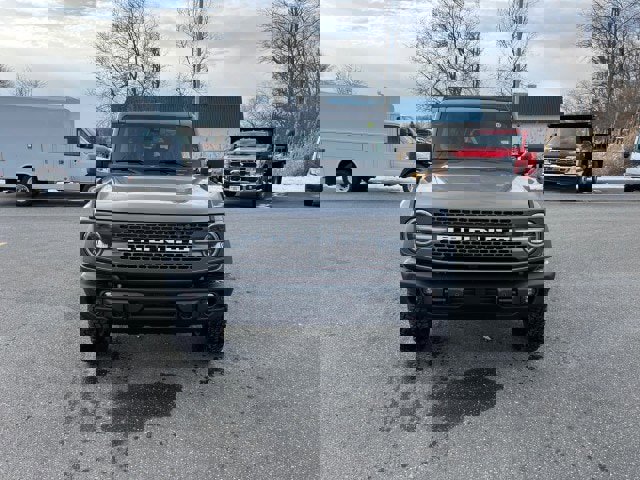 New 2023 Ford Bronco Badlands image 2