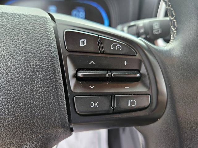 Used 2024 Hyundai Venue SEL FWD image 28