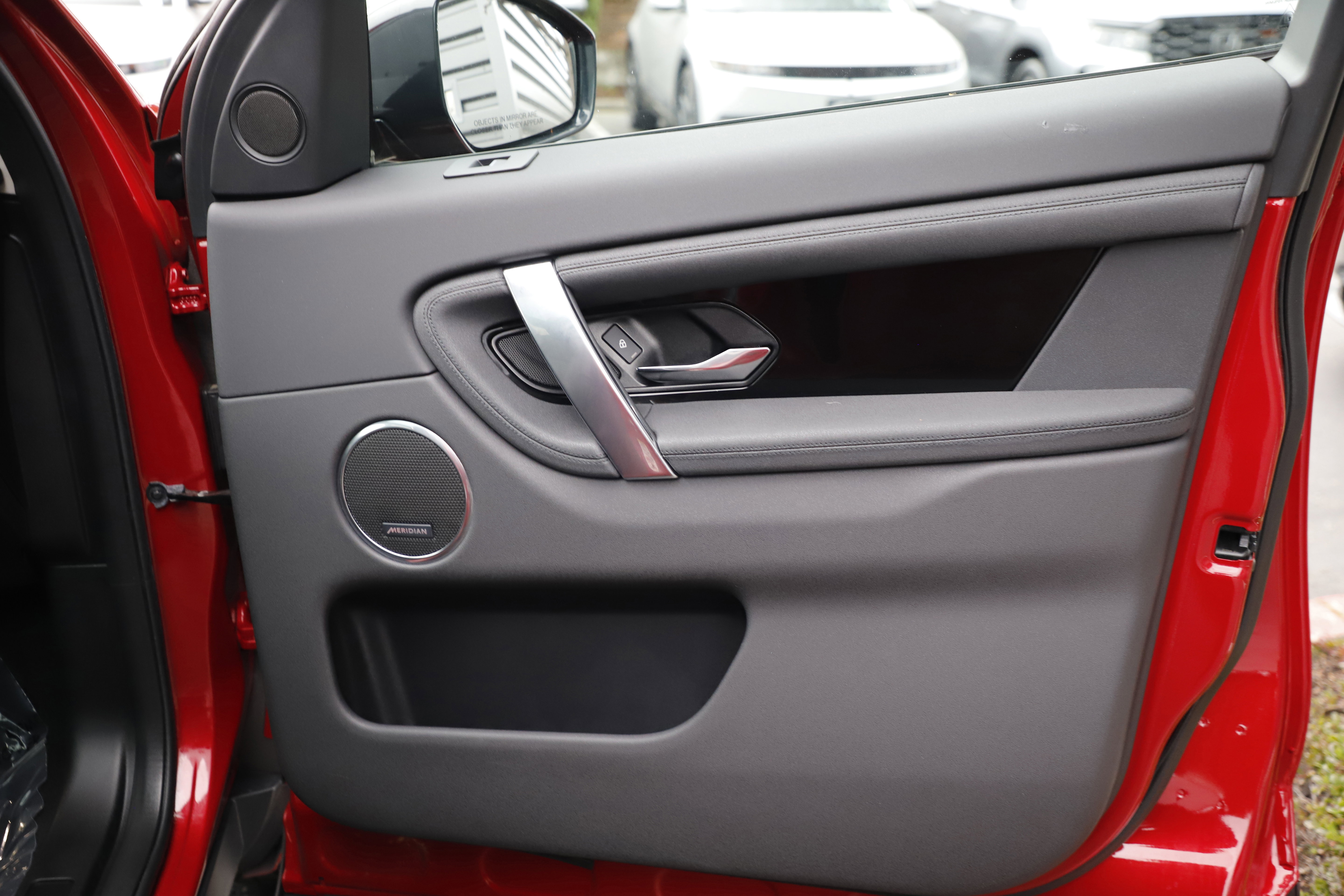 Certified 2025 Land Rover Discovery Sport S image 11