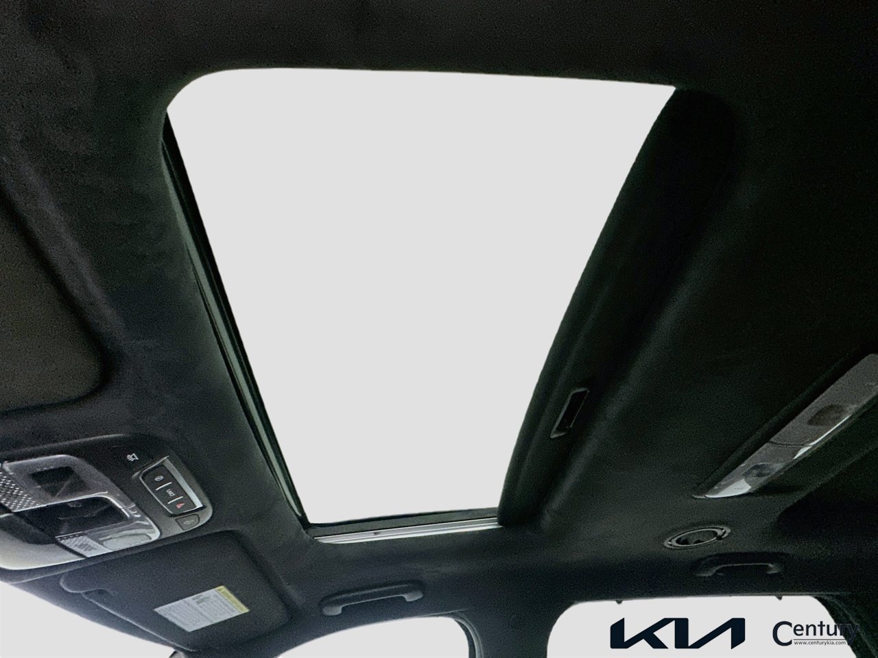 Certified 2022 Kia Telluride SX w/ SX Prestige Package AWD/4WD image 22