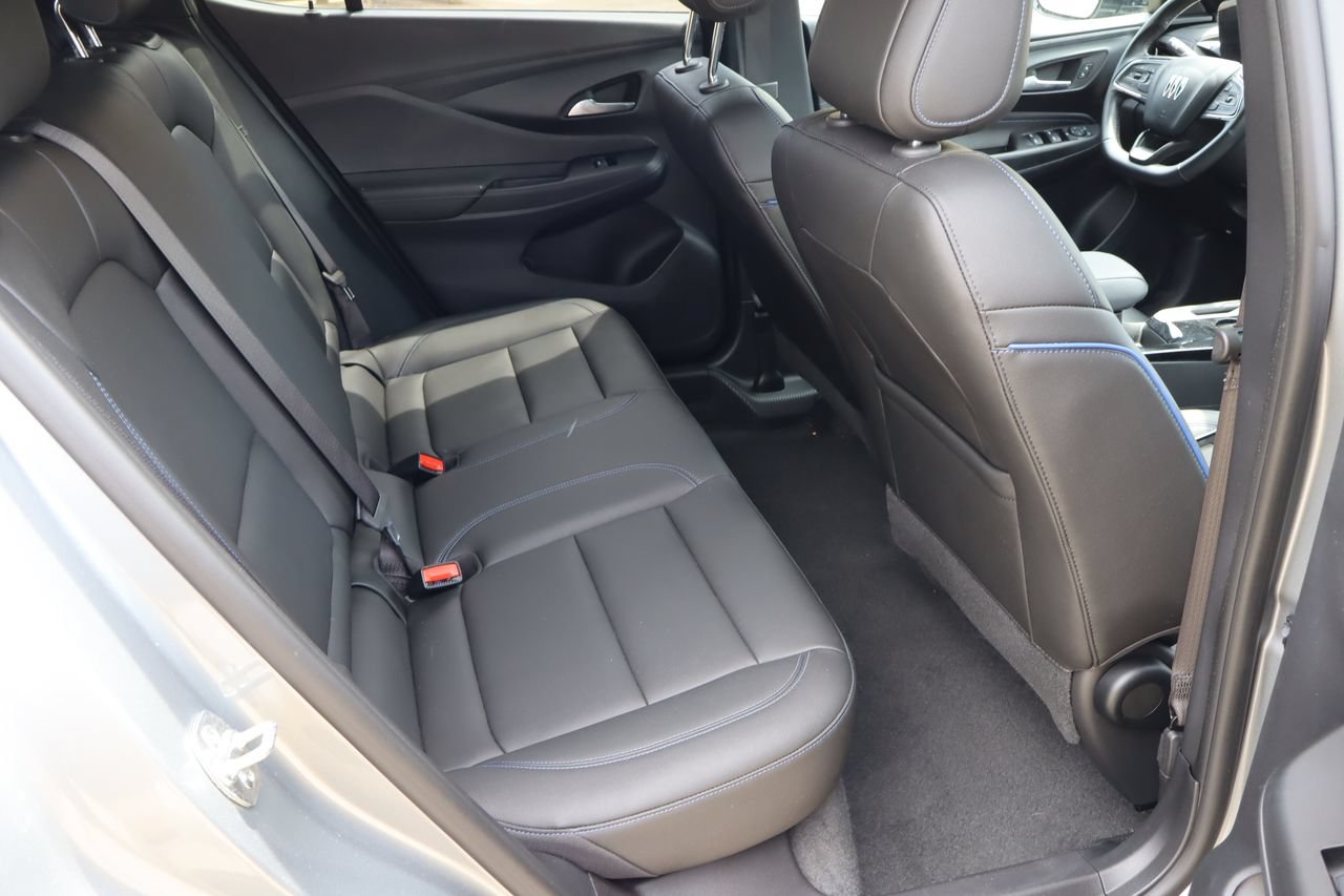 Used 2025 Buick Envista Sport Touring FWD image 17