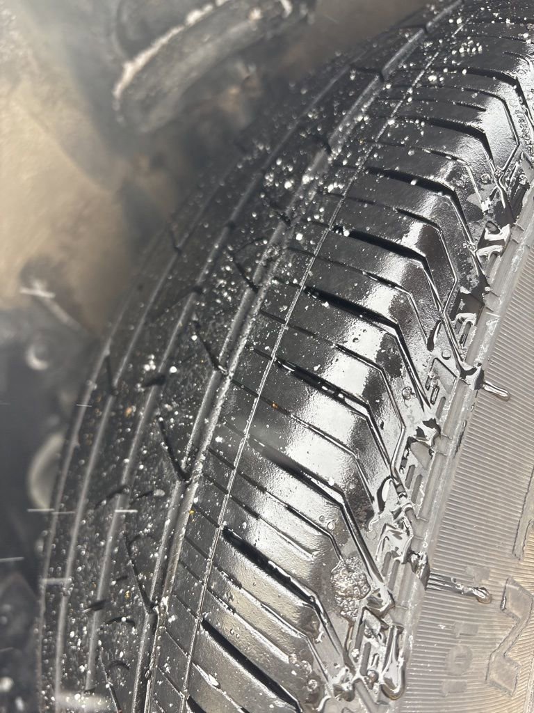 Used 2021 Honda CR-V Touring image 2