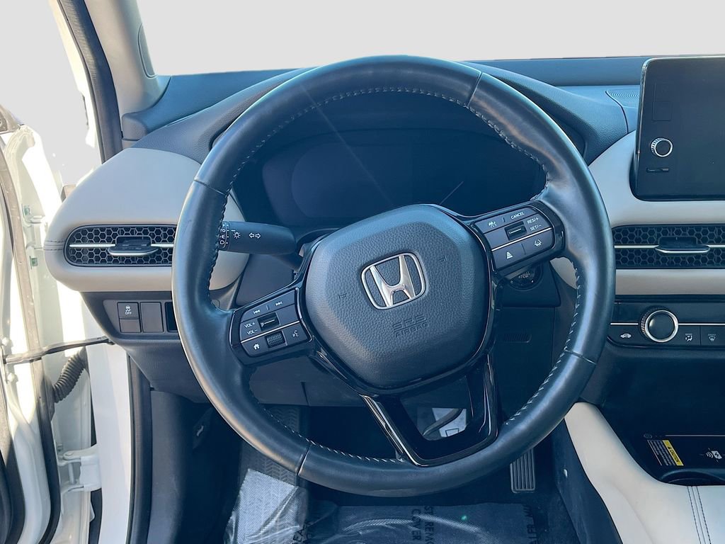 Used 2023 Honda HR-V EX-L image 11