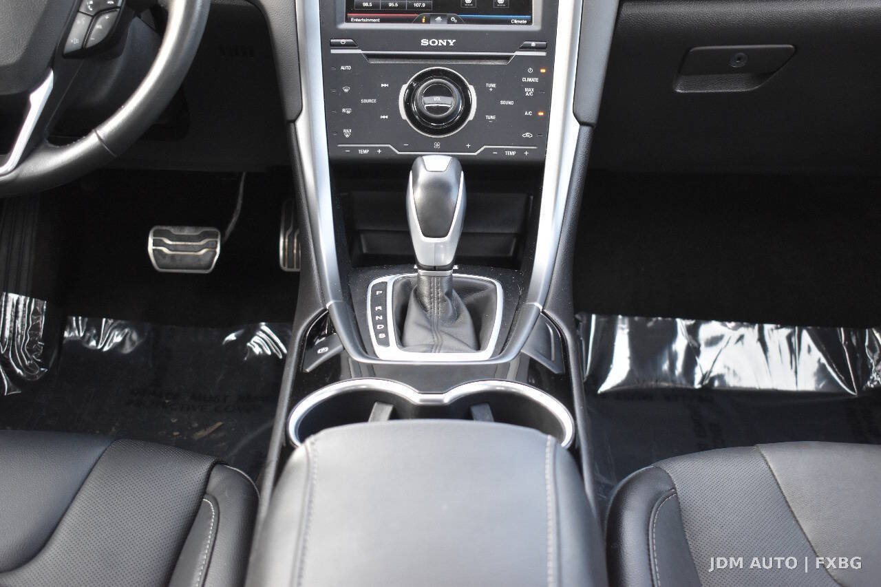 Used 2014 Ford Fusion Titanium FWD image 30