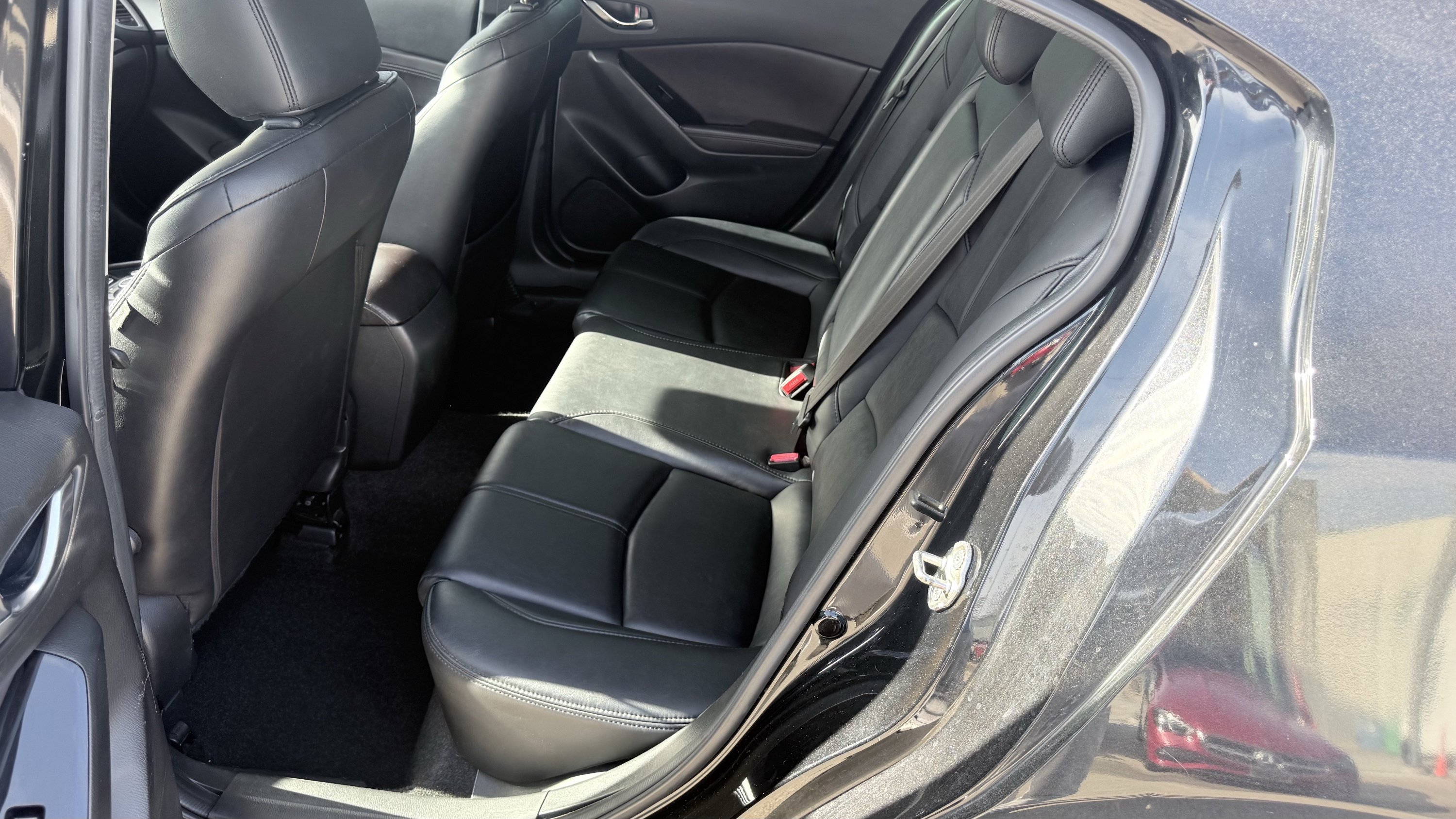 Used 2017 MAZDA MAZDA3 Touring FWD image 25