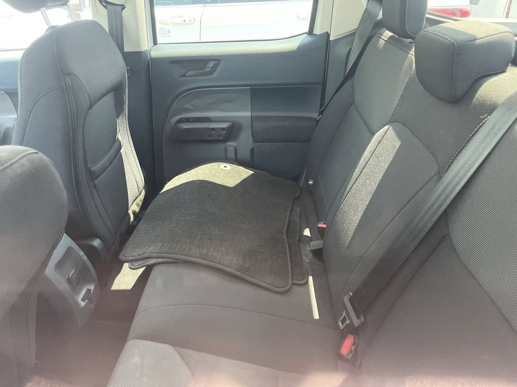 Used 2022 Ford Maverick XL FWD image 3