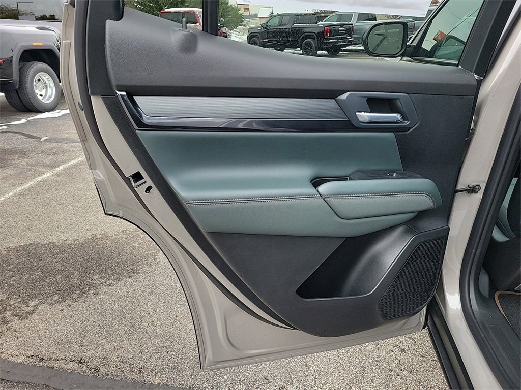 New 2026 GMC Terrain AT4 image 14