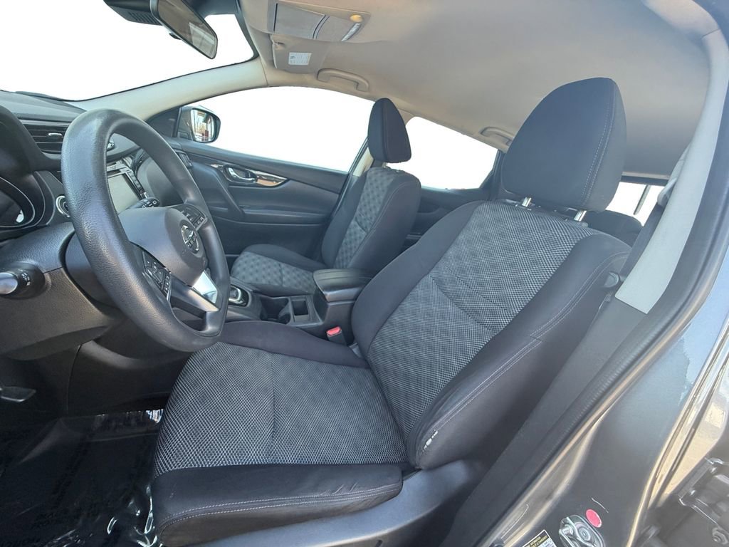 Used 2019 Nissan Rogue Sport SV image 9