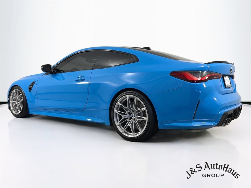 Used 2024 BMW M4 Coupe w/ M Carbon Exterior Package RWD image 5