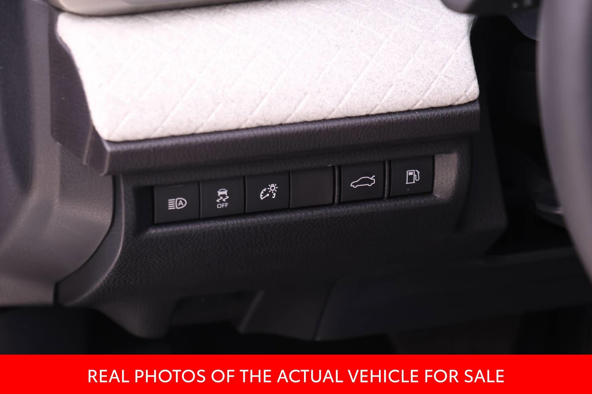 Certified 2025 Toyota Camry XLE w/ Premium Package image 15