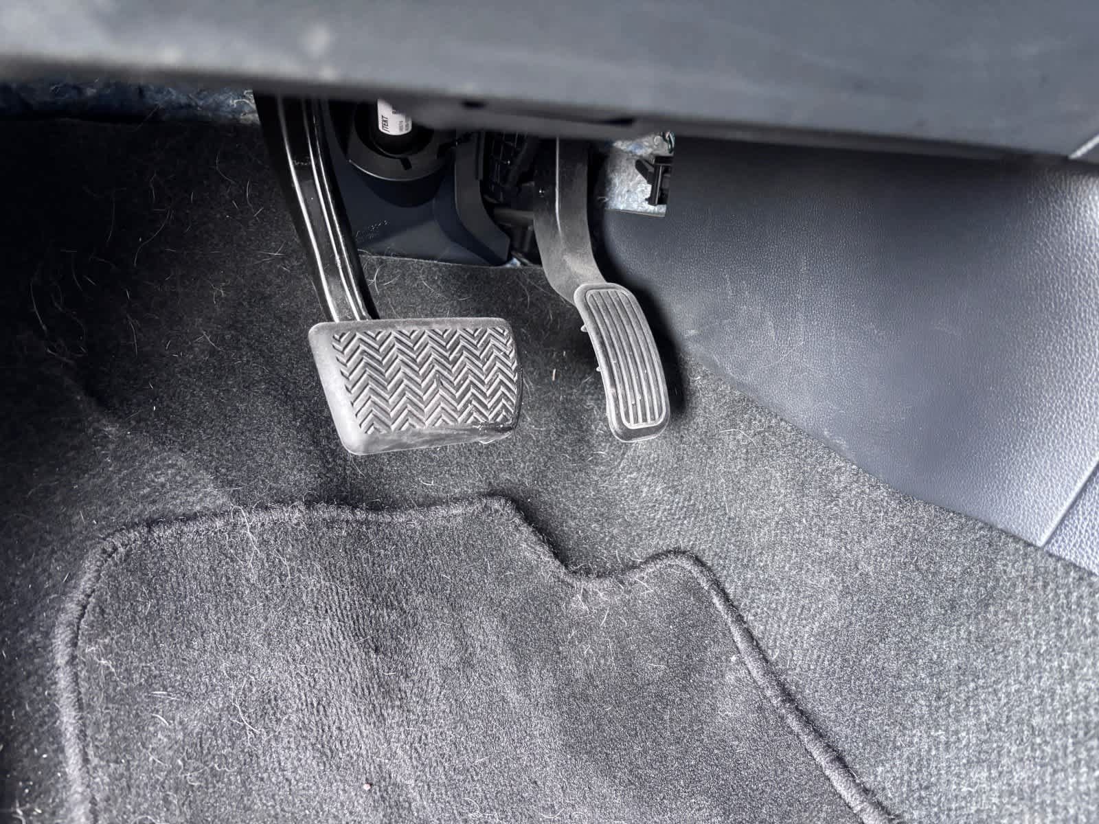 Used 2022 Toyota Corolla SE FWD image 16