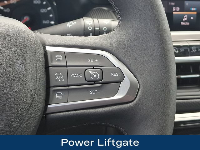 Used 2026 Jeep Compass Latitude w/ Quick Order Package 29K AWD/4WD image 8