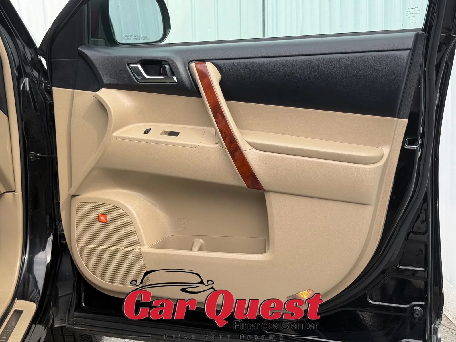 Used 2013 Toyota Highlander Limited AWD/4WD image 21