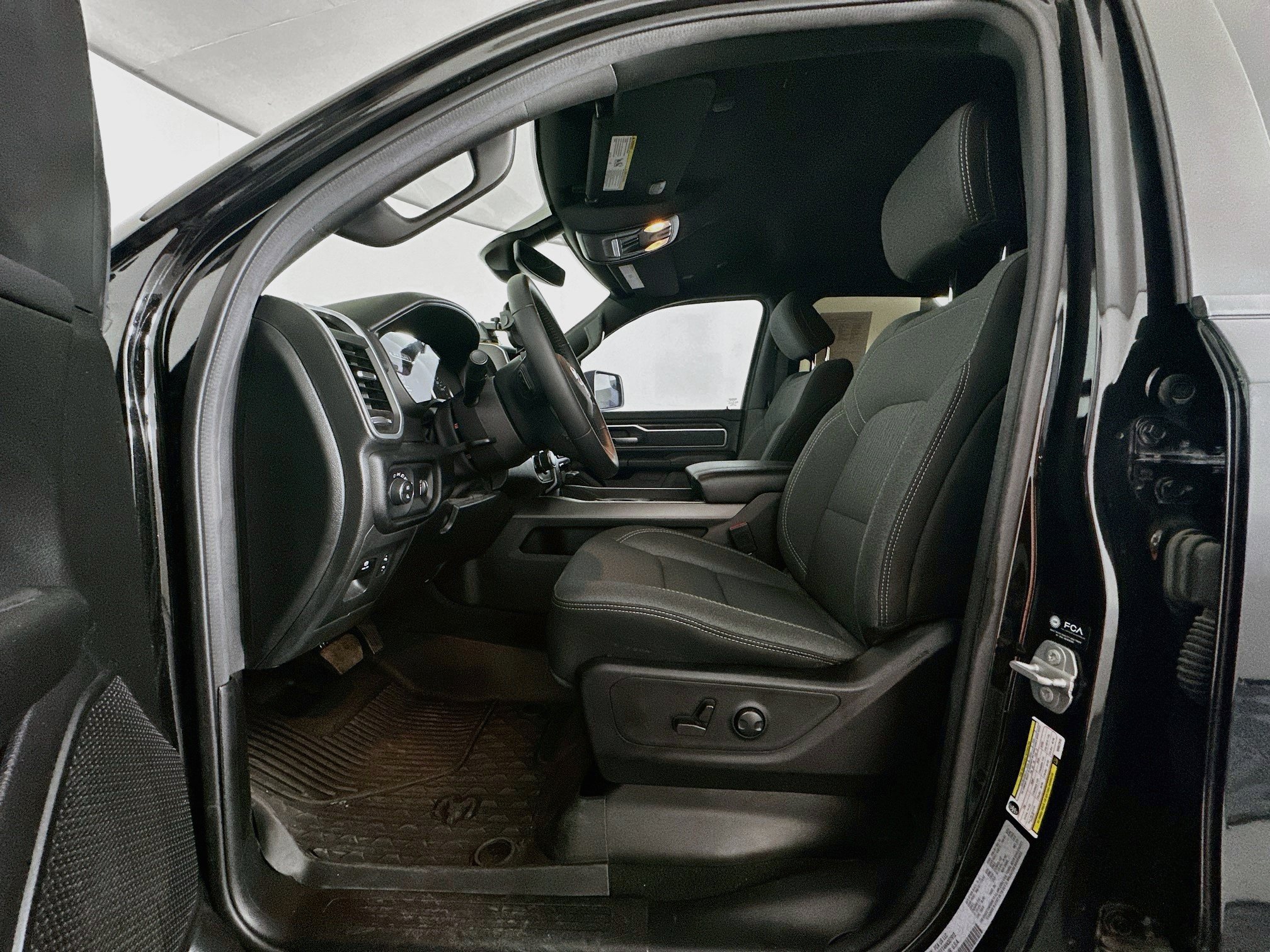 Used 2022 RAM 1500 Lone Star AWD/4WD image 13