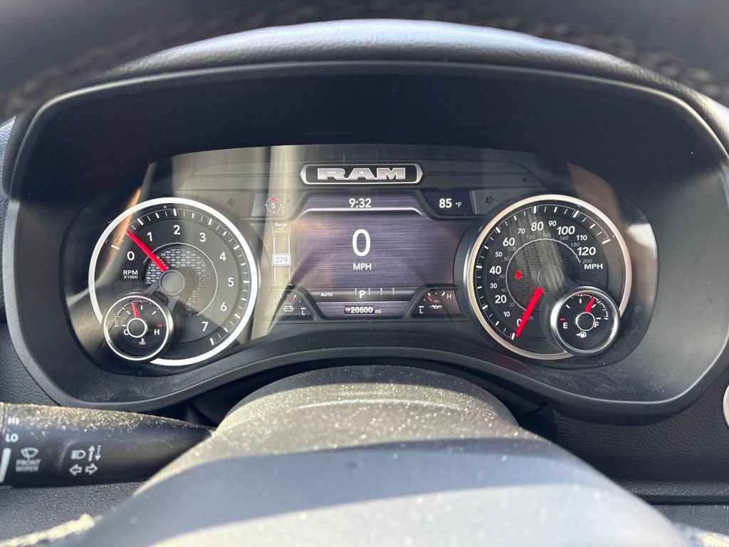 Used 2025 RAM 1500 Big Horn AWD/4WD image 17