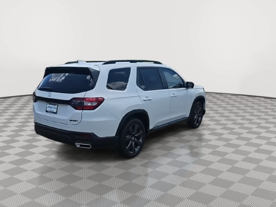 Certified 2025 Honda Pilot Sport image 8