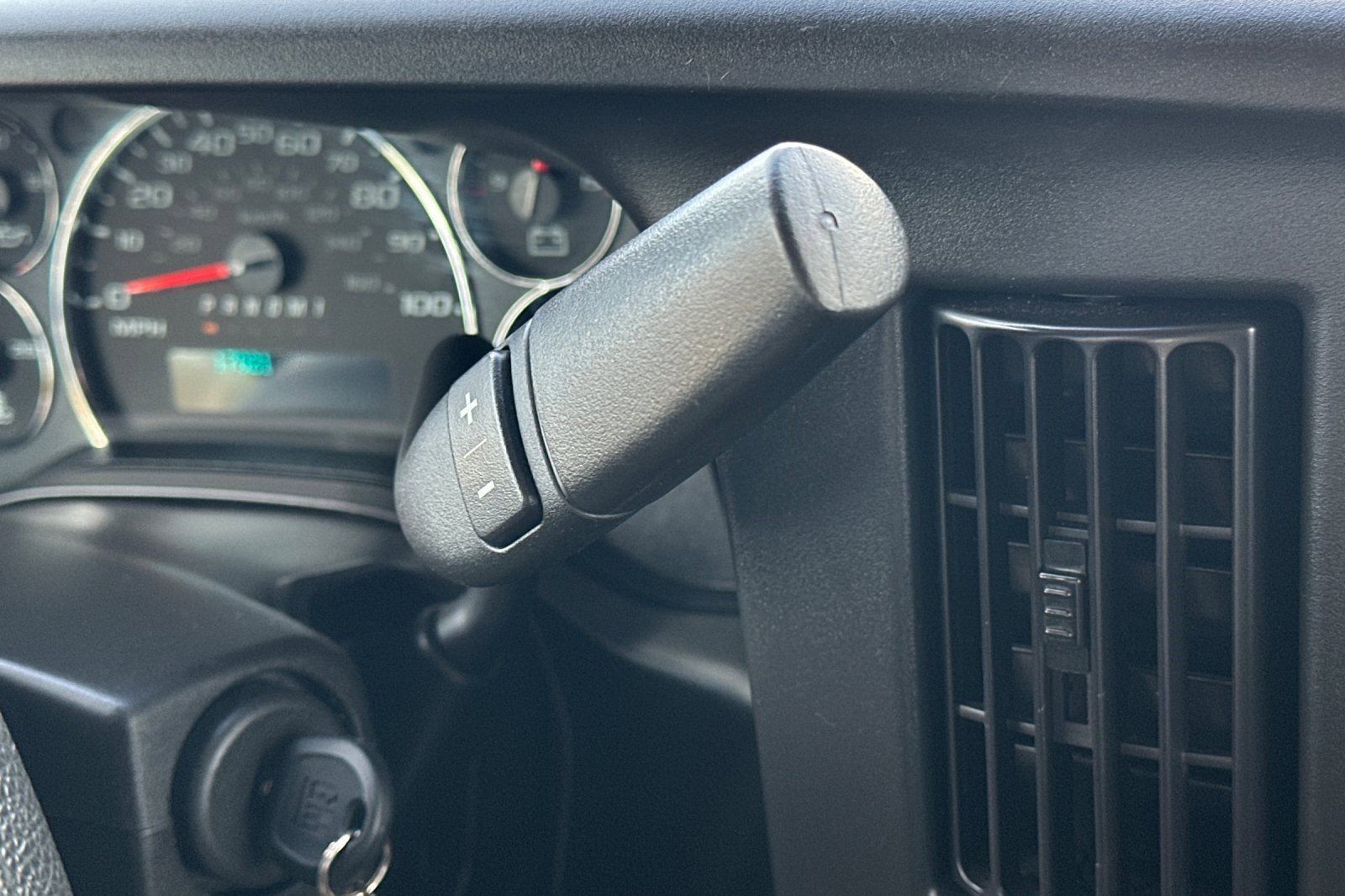 Used 2023 Chevrolet Express 2500 w/ Driver Convenience Package image 25