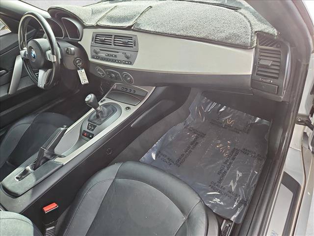 Used 2004 BMW Z4 3.0i RWD image 18