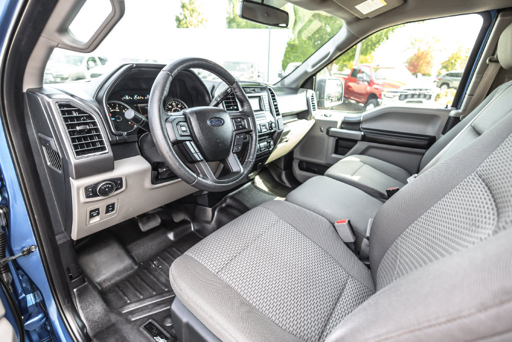 Used 2015 Ford F150 XLT w/ Equipment Group 301A Mid AWD/4WD image 19