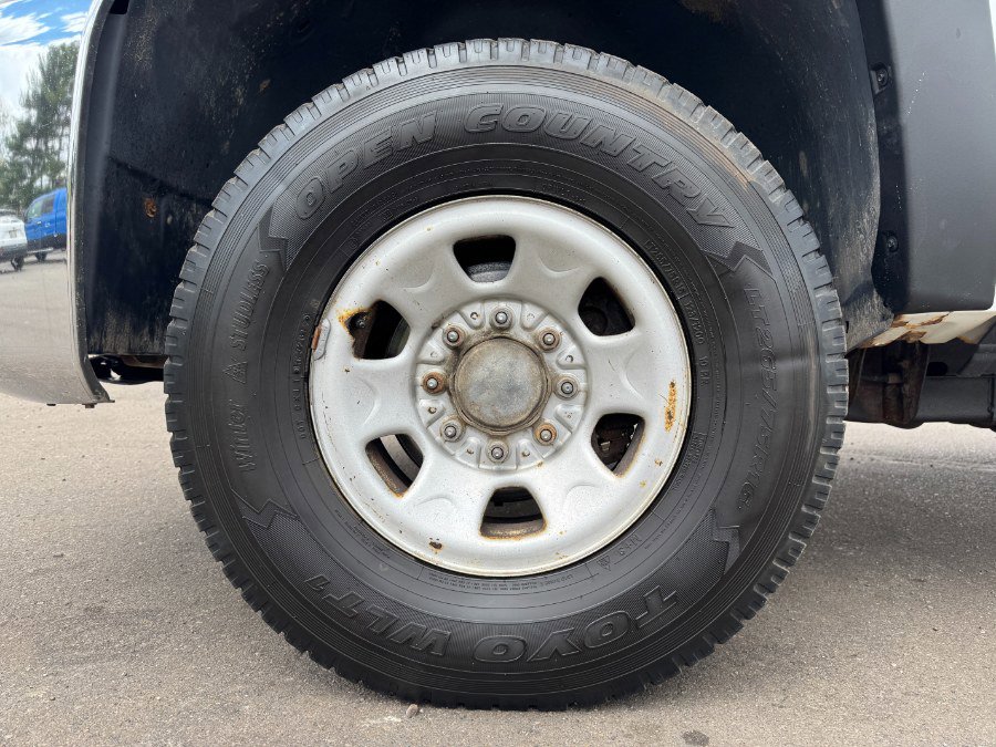 Used 2008 Chevrolet Silverado 3500 W/T AWD/4WD image 13
