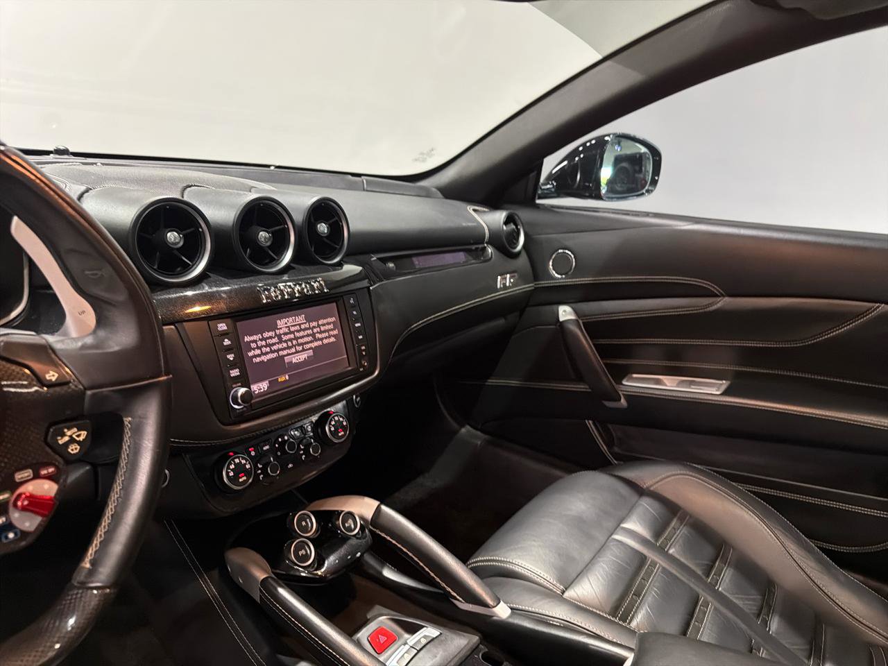 Used 2014 Ferrari FF image 18