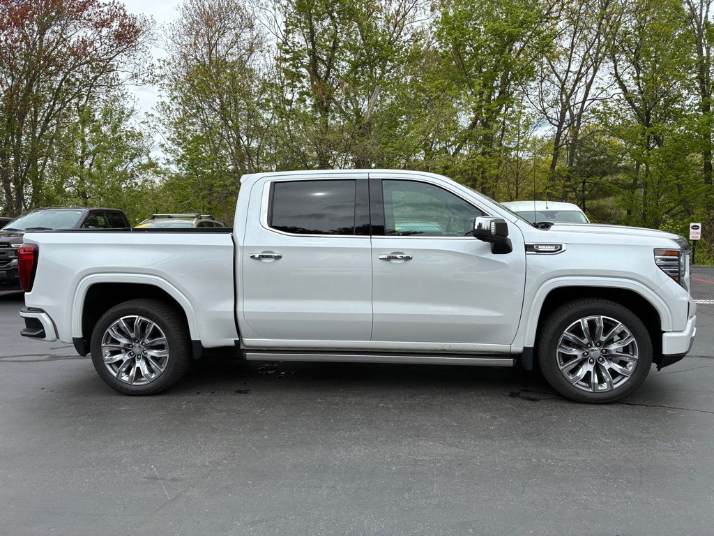 Used 2023 GMC Sierra 1500 Denali w/ Denali Reserve Package AWD/4WD image 6