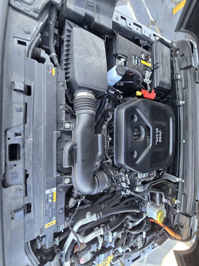 Used 2021 Jeep Wrangler Unlimited Sahara image 19