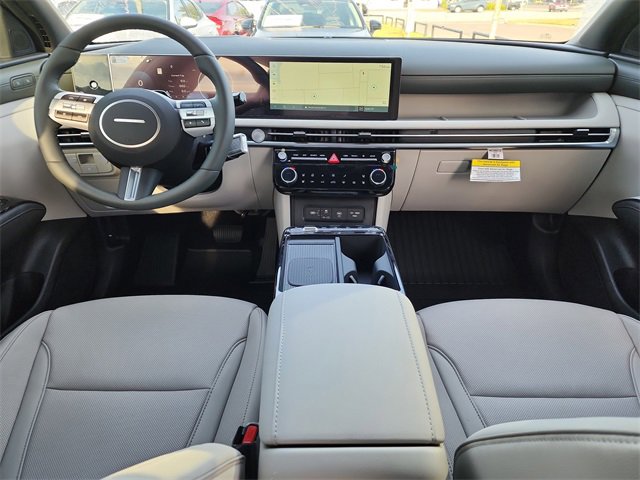 New 2025 Hyundai Tucson Limited image 8