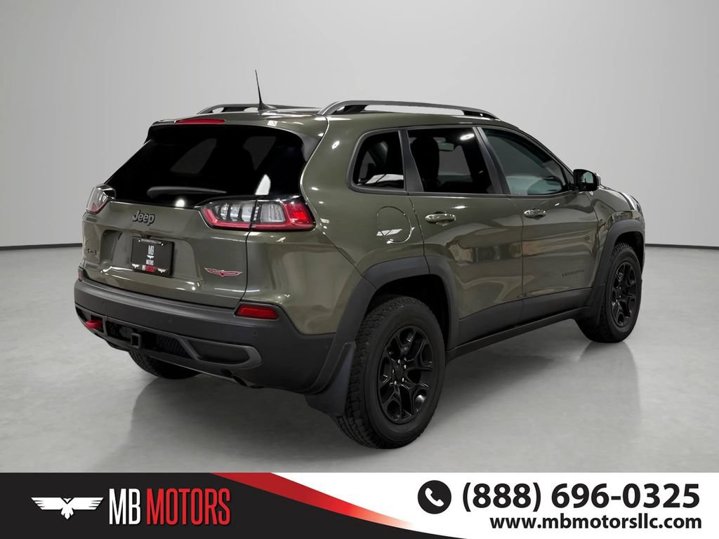 Used 2021 Jeep Cherokee Trailhawk AWD/4WD image 5