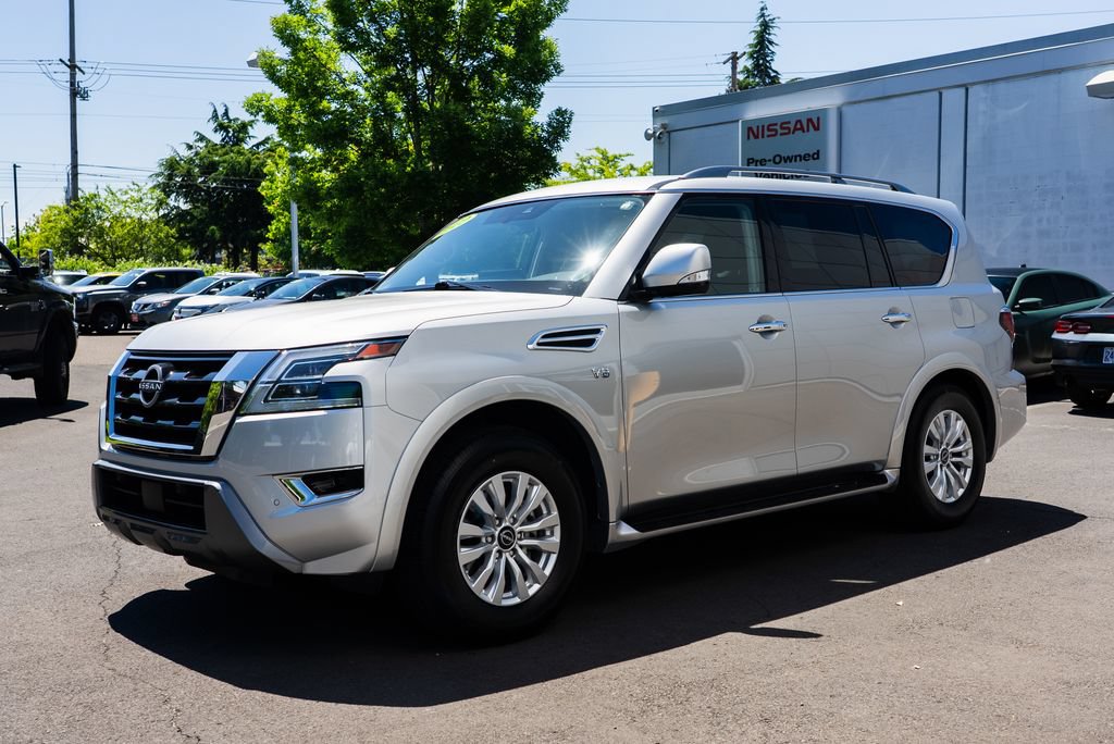 Used 2022 Nissan Armada SV AWD/4WD image 3