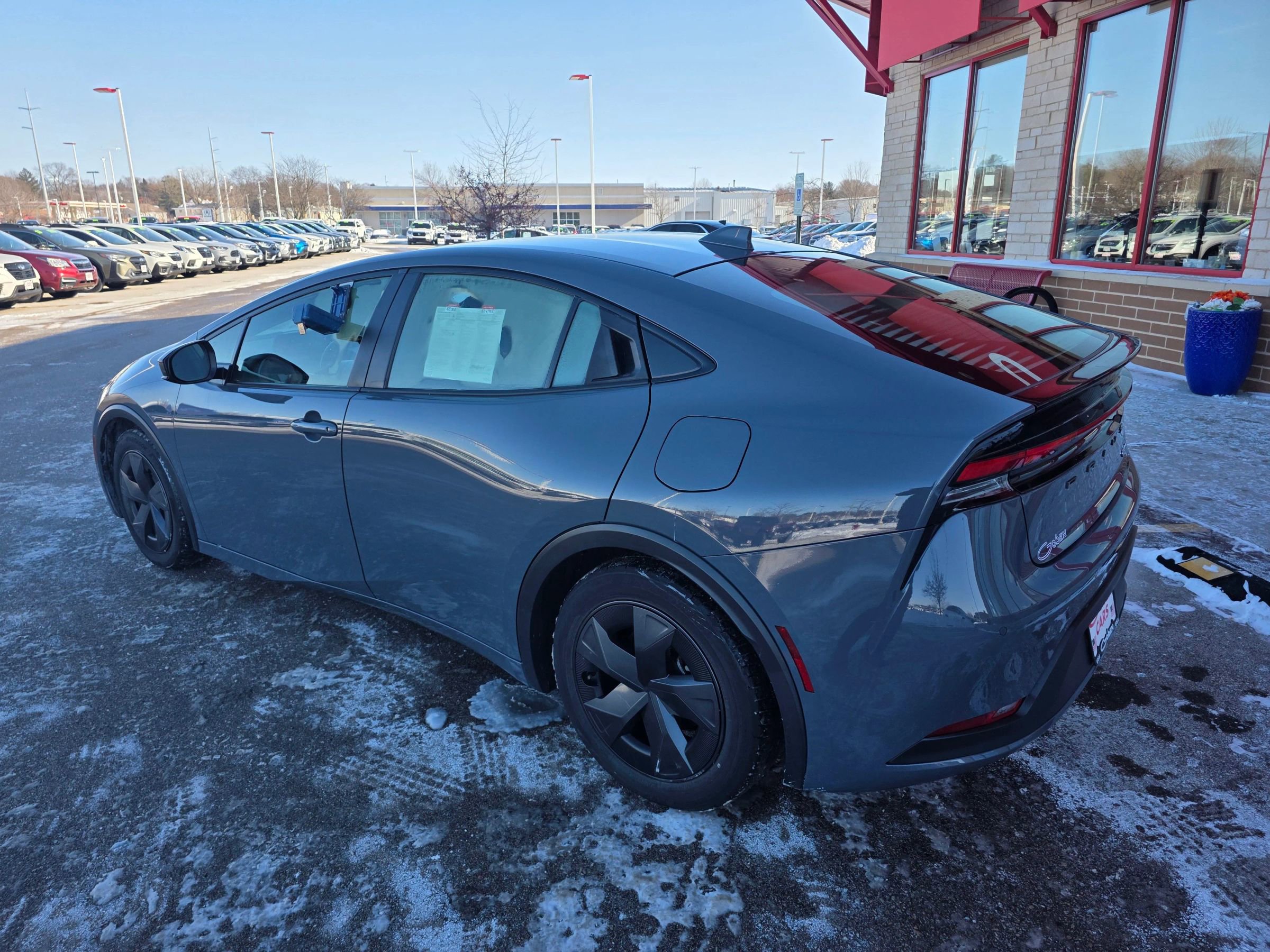 Used 2024 Toyota Prius LE image 5