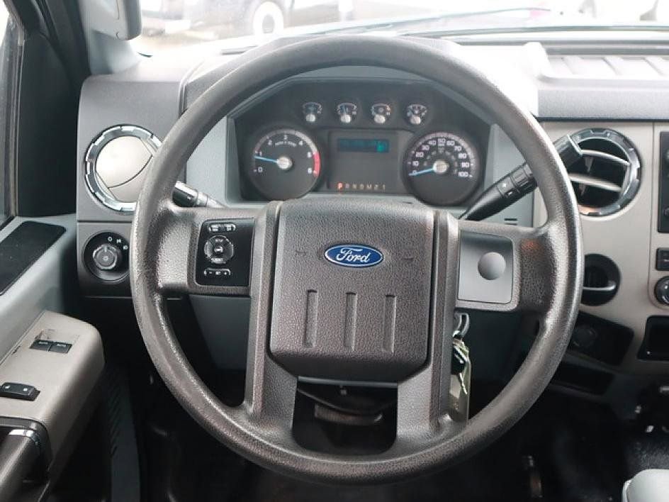 Used 2017 Ford F650 2WD SuperCab Super Duty image 7