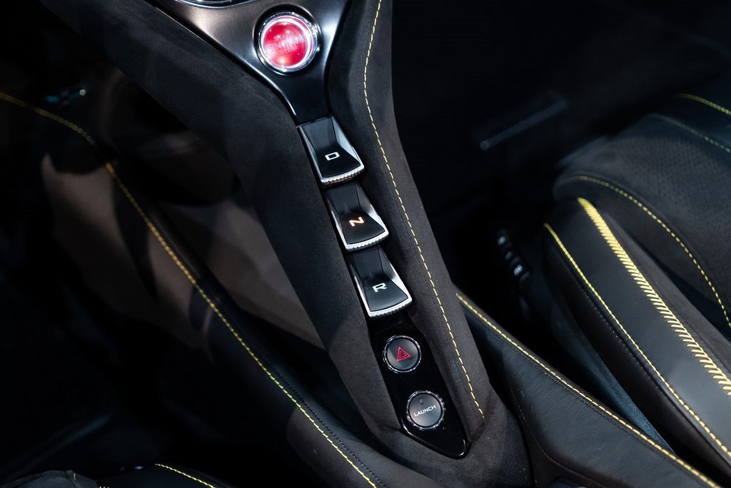 Used 2022 McLaren 720S Spider image 24